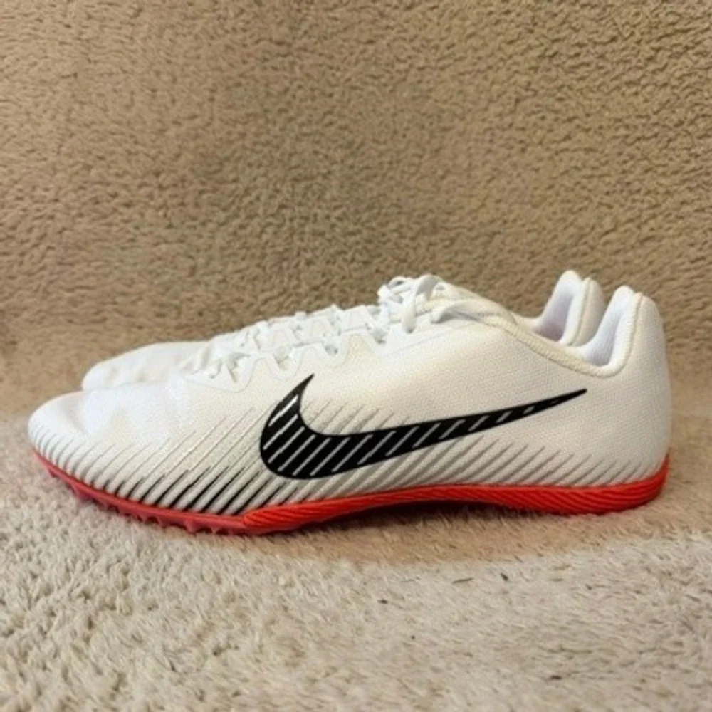 Nike zoom rival